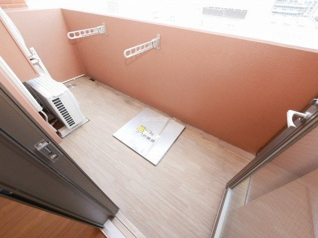 JASPER御堂筋本町のバルコニー