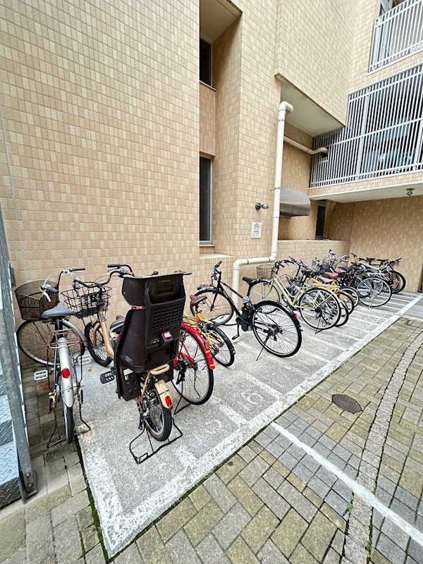 トア山手フラッツの外観
