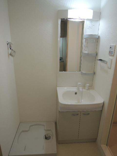 レジュールアッシュ神戸元町の洗面所