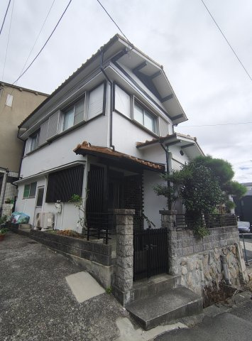 篠原本町1丁目貸家