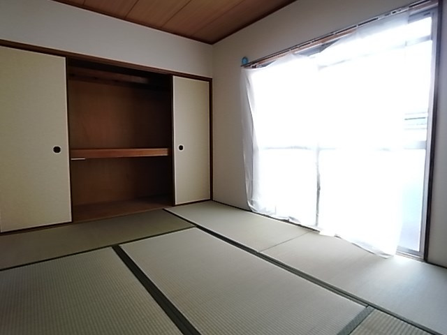 プチ・シェ・モア