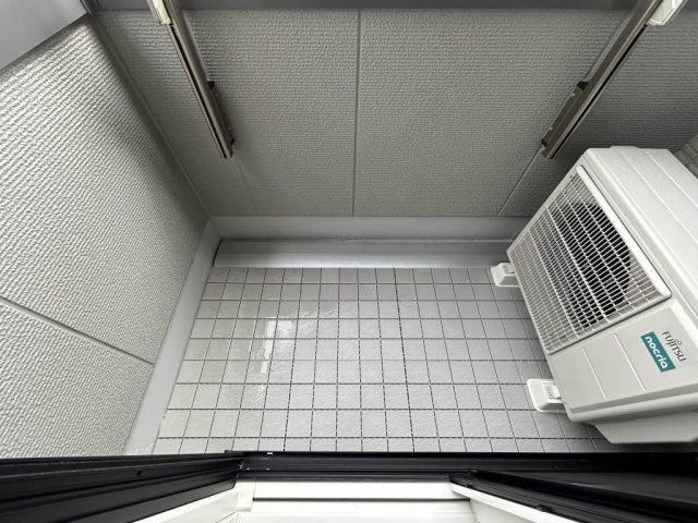 Ｓｈａｍａｉｓｏｎ新町Ｔ．Ｈのバルコニー