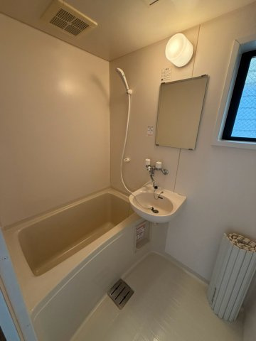 芦屋川ハイツの浴室