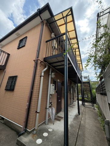芦屋川ハイツの外観