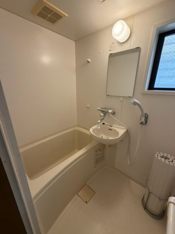 芦屋川ハイツの浴室
