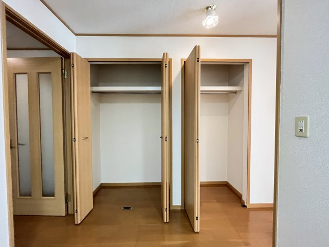 トゥー・ル・モンドＡの収納