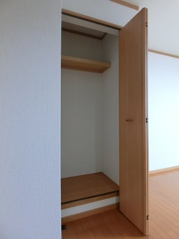 シェルメ　メゾンの収納|イメージ206号室の写真（反転あり）
