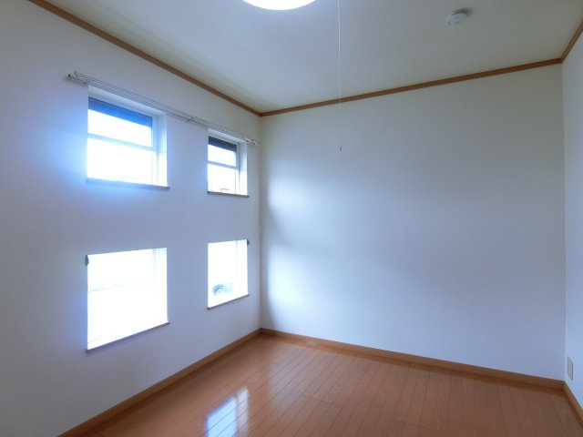 シェルメ　メゾンのその他|イメージ206号室の写真（反転あり）