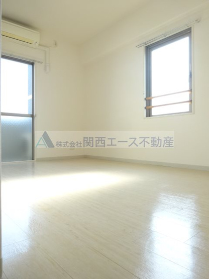 【居間・リビング】 | アールパンション高井田