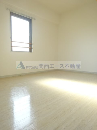 【居間・リビング】 | アールパンション高井田