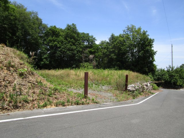 熊谷市大字箕輪土地437-1 227坪の前面道路含む現地写真