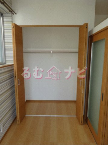 福岡市博多区諸岡４丁目のアパートの収納