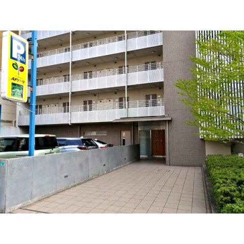 【エントランス】アーバンエース西中島パル