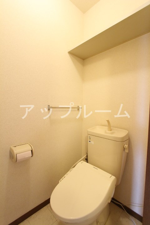 フローラ神領 Ａの居間・リビング