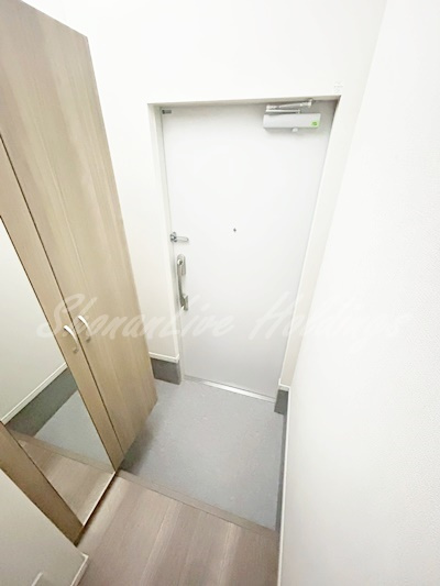 横浜市泉区弥生台のアパートの玄関