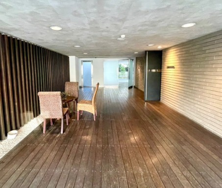 プライムアーバン三軒茶屋のロビー