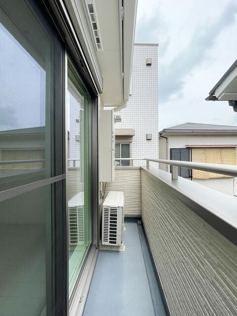 アルモニー三軒茶屋のバルコニー