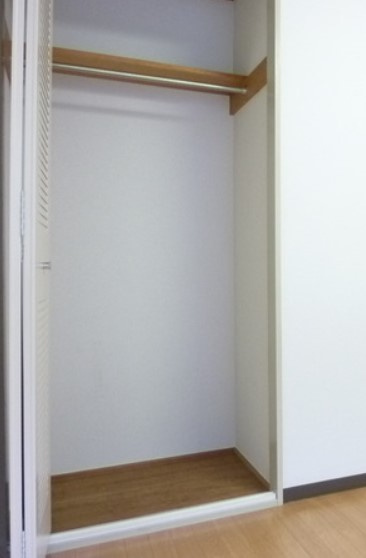 リバーパーク一之江Ａの収納|他部屋参考写真