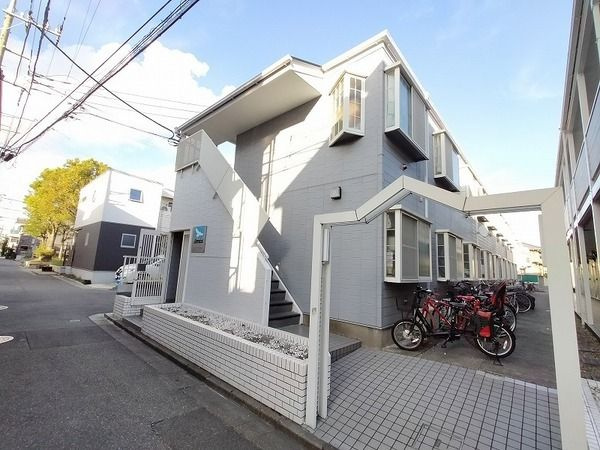 リバーパーク一之江Ａのエントランス