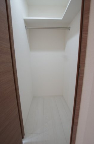 ブライズ方南町の収納
