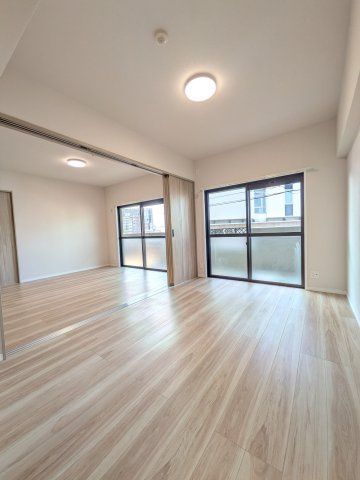 ロワールマンション二日市3の洋室