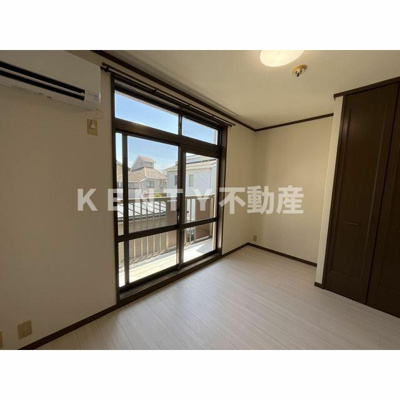 【寝室】 | シティハイムメゾン森ケ崎 | 落ち着いて過ごせるお部屋なので、寝室にいかがでしょうか