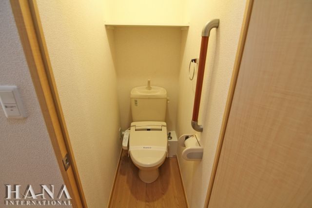 レオパレスタツミハウスのトイレ