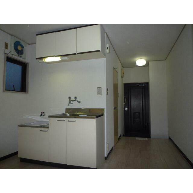 ハイム青木の玄関