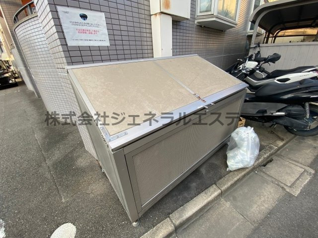 ロイヤル忍ケ丘