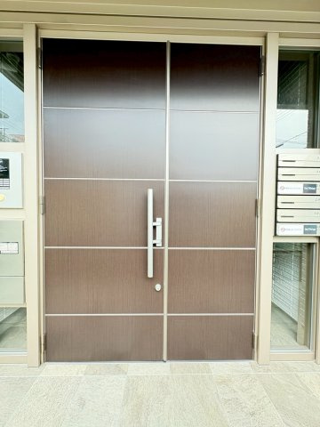 シャーメゾン広陽のエントランス