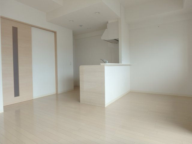 【居間・リビング】 | クオーレ西宮北口Ⅱ | おしゃれなリビングです