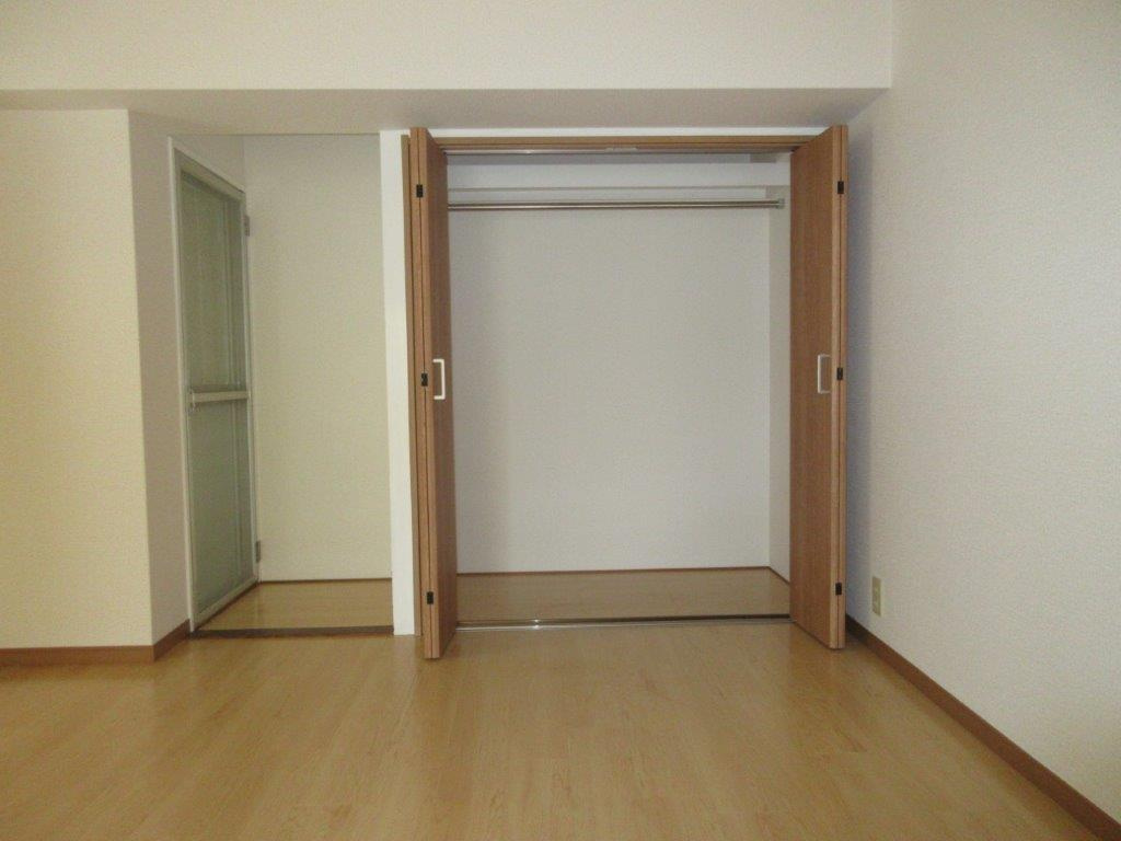 てんぐ屋西新ビルの収納|大きなものも収納できそうです