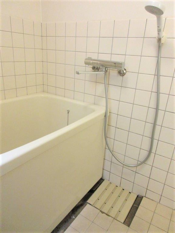 てんぐ屋西新ビルの浴室|日々の暮らしに欠かせないお風呂です