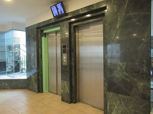 サングレート薬院駅ロイヤルウィンのその他|モニター付エレベータ　※前回募集時の写真２０２３年９月撮影