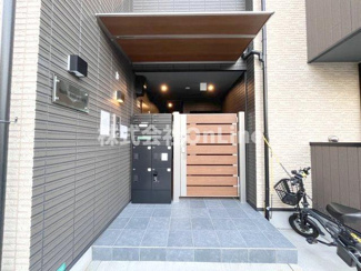 【エントランス】
