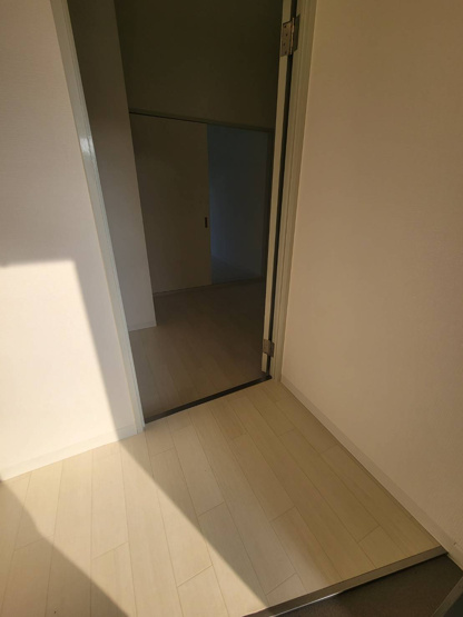 【玄関】 | ウエストプラザ