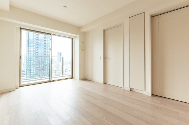 グランドメゾン新梅田タワー THE CLUB RESIDENCEの居間・リビング