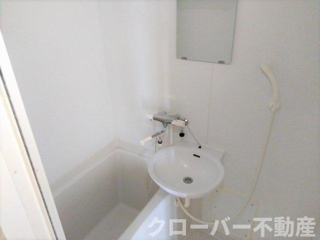 レオパレスフリューゲルⅡの浴室