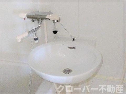 レオパレスフリューゲルⅡの洗面所