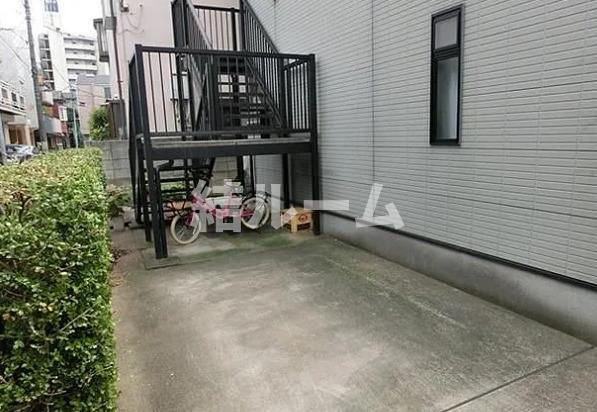 豊島区上池袋３丁目のアパートのエントランス