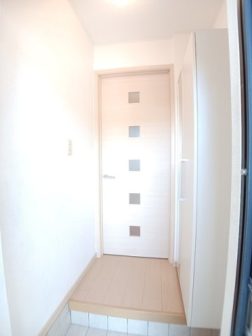 フレグランス広石の玄関