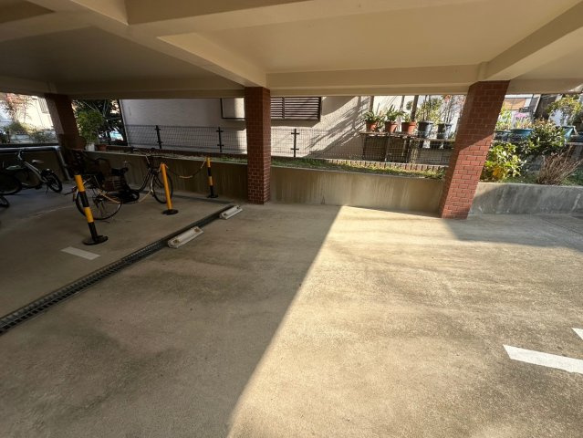 【駐車場】 | サンワライフマンション