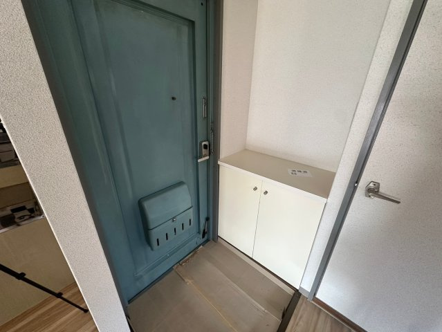 【玄関】 | サンワライフマンション