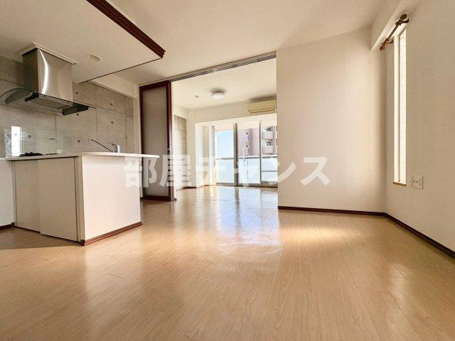 SK BUILDING-7の居間・リビング