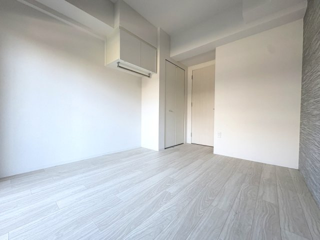 【居間・リビング】プレリスＮＥＯ大阪十三エルヴィオン