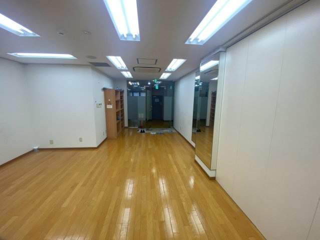 カネコビルの内装
