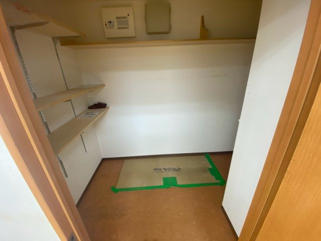 カネコビルの玄関