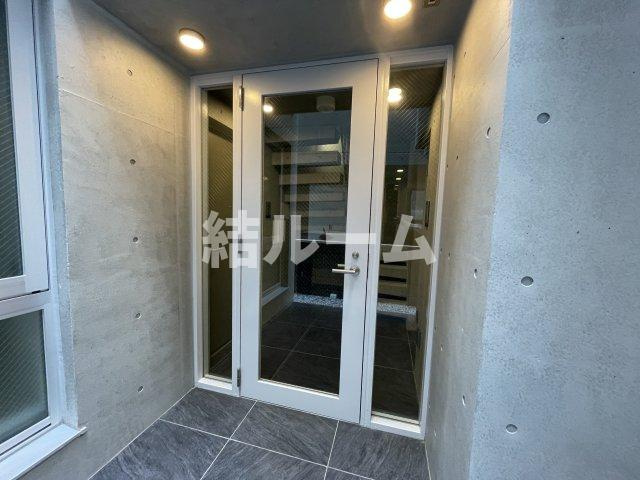 板橋区板橋４丁目の賃貸マンションのエントランス