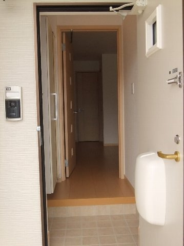オ・ソレイユの玄関