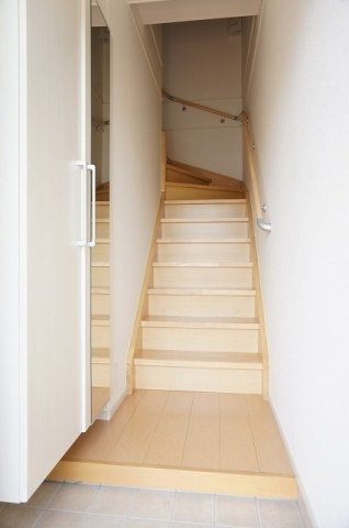 クレメント　ブリッサⅠの玄関